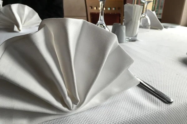 napkins-knife-restaurant-table kopya napkins-knife-restaurant-table kopya